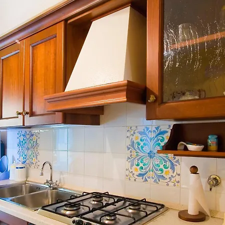 Sleeps 4 Pool Wifi شقة