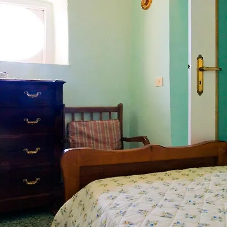 Sleeps 4 Pool Wifi شقة *