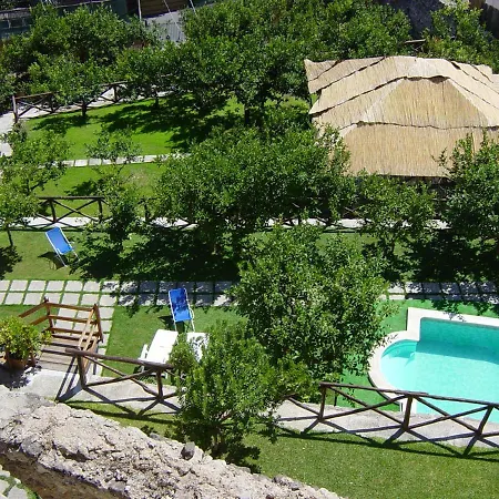 Sleeps 4 Pool Wifi *